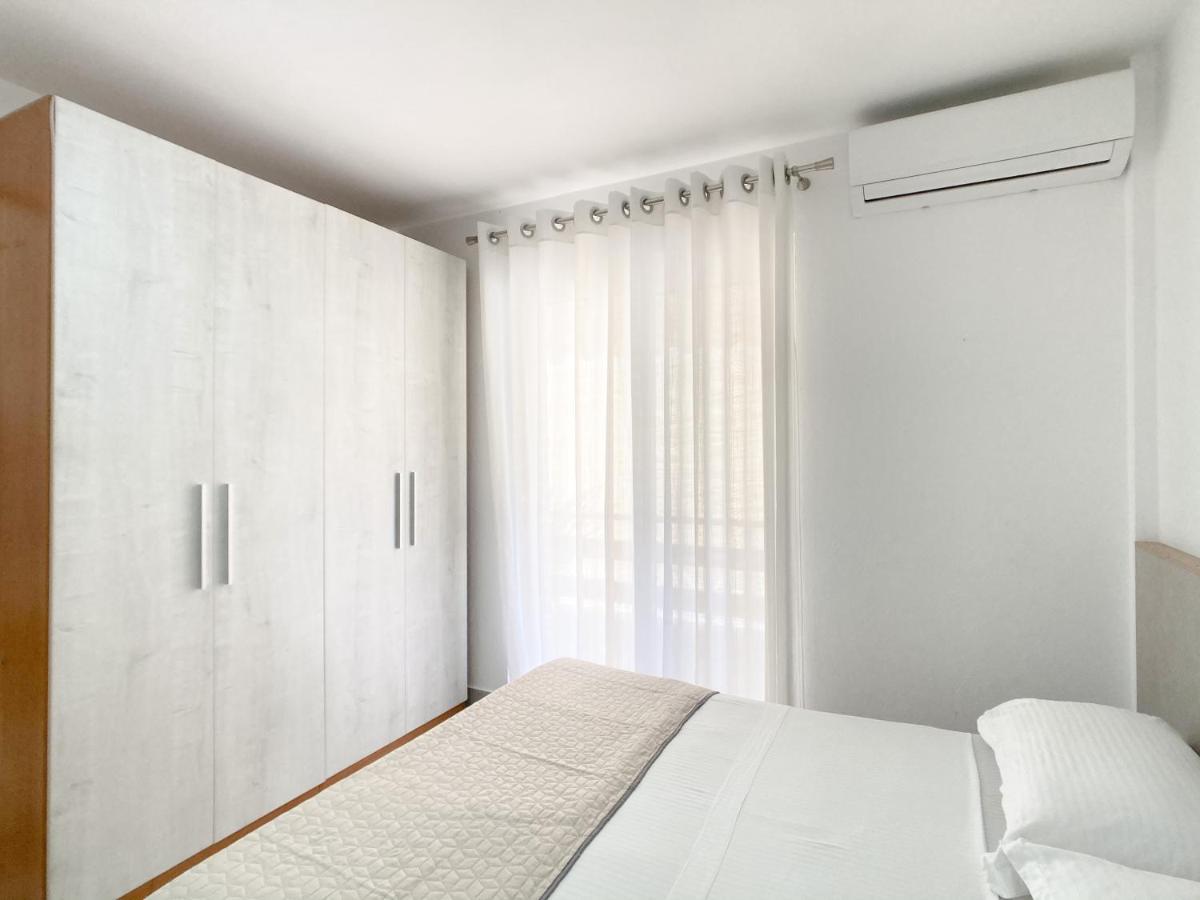 Promo Price September - Home By The Sea 1 Min From The Beach Golem  Kültér fotó